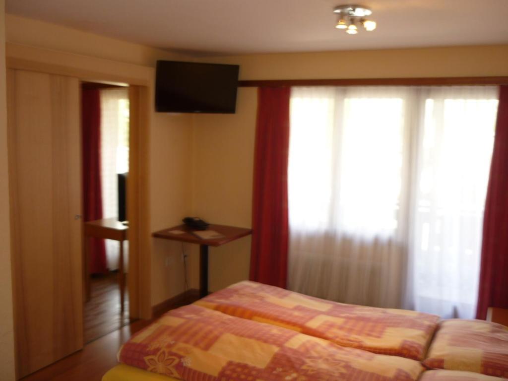Hotel Europa Guest House Saas-Fee Zimmer foto